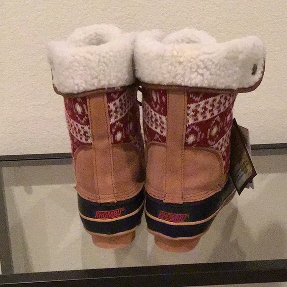 NWT Size 8 Khombu boots - Picture 3 of 6